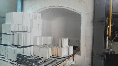 Υψηλής θερμοκρασίας πυρίμαχη ύλη κλιβάνων σηράγγων τούβλου αργίλου φυσικού αερίου που συμπυκνώνεται